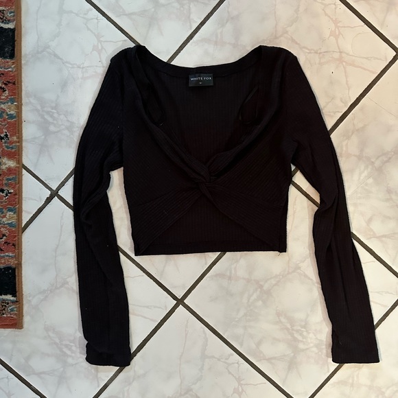White Fox Boutique Tops - White fox black criss cross longsleeve